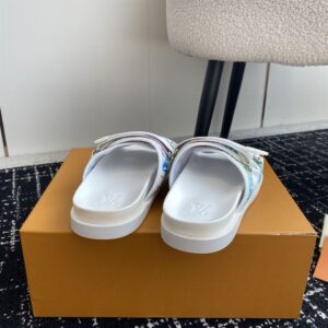 LOUIS VUITTON HONOLULU MULE SANDAL - S033