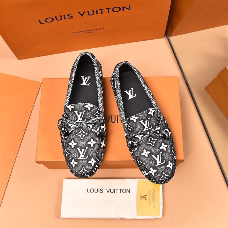 LOUIS VUITTON LV DRIVER MOCCASIN - T010