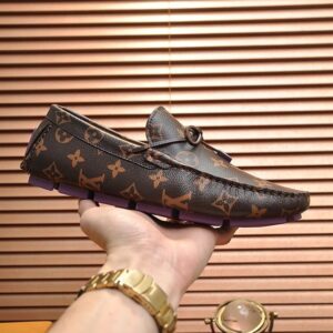 LOUIS VUITTON LV DRIVER MOCCASIN - T011