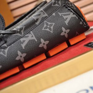 LOUIS VUITTON LV DRIVER MOCCASIN - T012