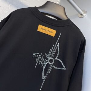 LOUIS VUITTON LV FREQUENCY GRAPHIC T-SHIRT - V079