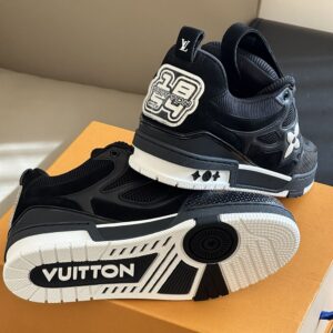 LOUIS VUITTON LV SKATE SNEAKER BLACK WHITE - L081