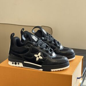 LOUIS VUITTON LV SKATE SNEAKER BLACK WHITE - L081