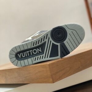 LOUIS VUITTON LV SKATE SNEAKER GREY WHITE - L074