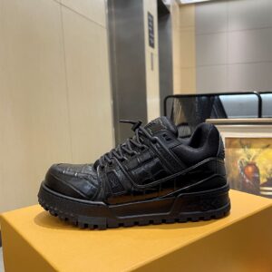 LOUIS VUITTON LV TRAINER MAXI SNEAKER BLACK - L036