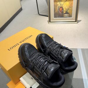 LOUIS VUITTON LV TRAINER MAXI SNEAKER BLACK - L036