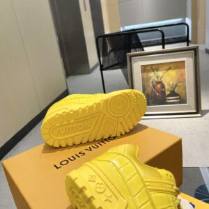 LOUIS VUITTON LV TRAINER MAXI SNEAKER YELLOW - L038