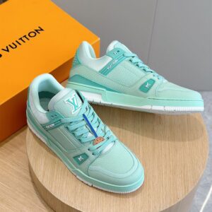 LOUIS VUITTON LV TRAINER SNEAKER - L005