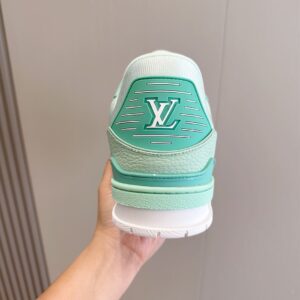 LOUIS VUITTON LV TRAINER SNEAKER - L005