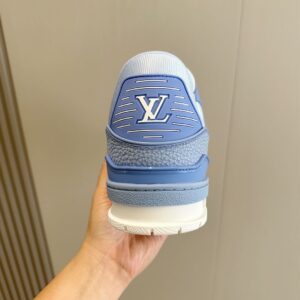 LOUIS VUITTON LV TRAINER SNEAKER - L006