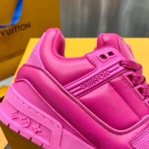 LOUIS VUITTON LV TRAINER SNEAKER - L054