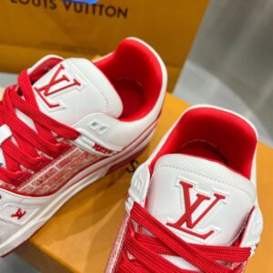 LOUIS VUITTON LV TRAINER SNEAKER - L123