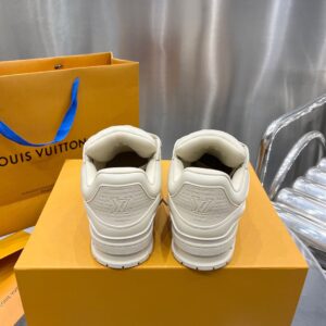 LOUIS VUITTON LV TRAINER SNEAKER BEIGE - L056