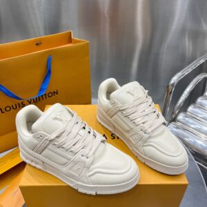 LOUIS VUITTON LV TRAINER SNEAKER BEIGE - L056