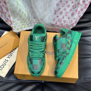 LOUIS VUITTON LV TRAINER SNEAKER