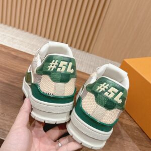 LOUIS VUITTON LV TRAINER SNEAKER GREEN - L042