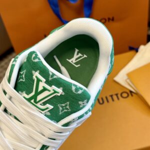 LOUIS VUITTON LV TRAINER SNEAKER GREEN - L135