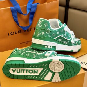 LOUIS VUITTON LV TRAINER SNEAKER GREEN - L135