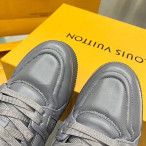 LOUIS VUITTON LV TRAINER SNEAKER GREY - L055