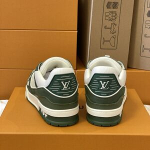 LOUIS VUITTON LV TRAINER SNEAKER KHAKI - L050