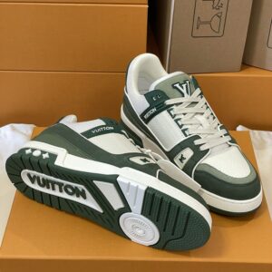 LOUIS VUITTON LV TRAINER SNEAKER KHAKI - L050