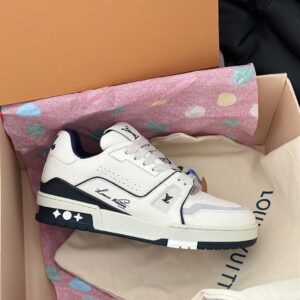 LOUIS VUITTON LV TRAINER SNEAKER MARINE - L063