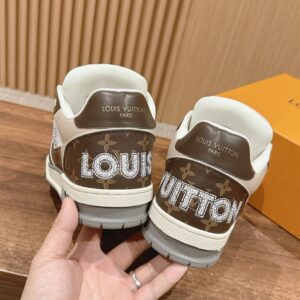 LOUIS VUITTON LV TRAINER SNEAKER MOKA - L057