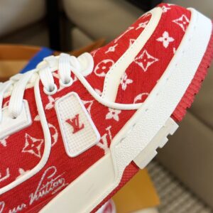 LOUIS VUITTON LV TRAINER SNEAKER RED - L133