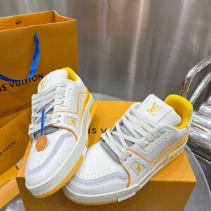 LOUIS VUITTON LV TRAINER SNEAKER YELLOW - L061