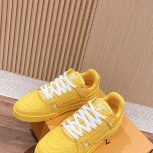 LOUIS VUITTON LV TRAINER SNEAKER YELLOW - L082