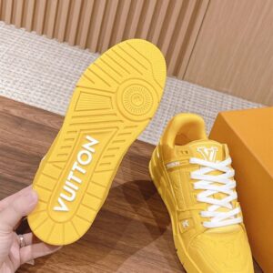 LOUIS VUITTON LV TRAINER SNEAKER YELLOW - L082