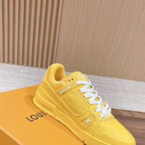 LOUIS VUITTON LV TRAINER SNEAKER YELLOW - L082