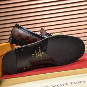 LOUIS VUITTON MAJOR LOAFER - T100