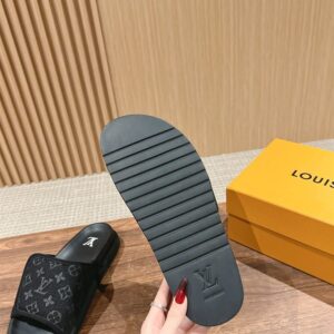 LOUIS VUITTON MIAMI MULE - S010