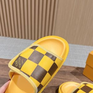 LOUIS VUITTON MIAMI MULE - S020