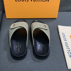 LOUIS VUITTON MIAMI MULE - S135