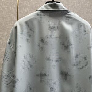 LOUIS VUITTON MONOGRAM SILK STREET STYLE SHORT-SLEEVES - V035