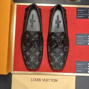 LOUIS VUITTON MONTE CARLO MOCCASIN - T043