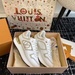 LOUIS VUITTON NEO RUN AWAY SNEAKER - L125