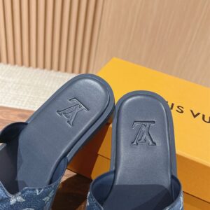 LOUIS VUITTON OASIS MULE - S070