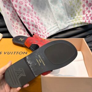 LOUIS VUITTON OASIS MULE - S097