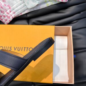 LOUIS VUITTON OASIS MULE - S168