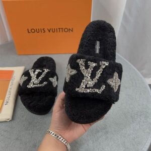 LOUIS VUITTON PASEO FLAT COMFORT MULE - S120