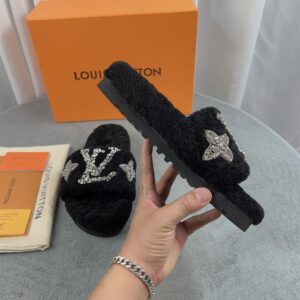 LOUIS VUITTON PASEO FLAT COMFORT MULE - S120