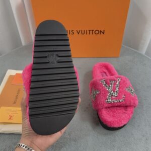 LOUIS VUITTON PASEO FLAT COMFORT MULE - S121