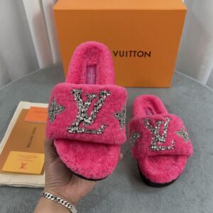 LOUIS VUITTON PASEO FLAT COMFORT MULE - S121