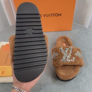 LOUIS VUITTON PASEO FLAT COMFORT MULE - S122