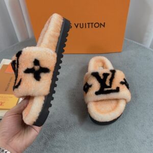 LOUIS VUITTON PASEO FLAT COMFORT MULE - S126