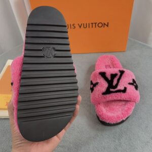 LOUIS VUITTON PASEO FLAT COMFORT MULE - S128