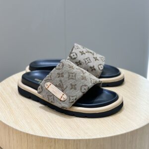 LOUIS VUITTON POOL PILLOW FLAT COMFORT MULE - S054